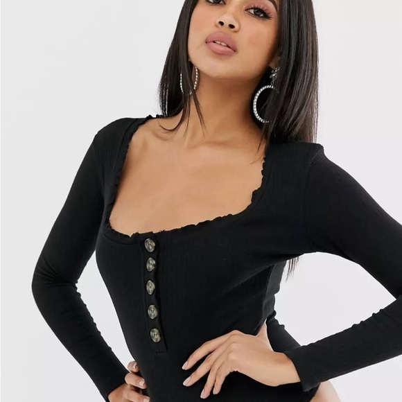 NWT Missguided Lettuce Black Bodysuit with button detail - Picture 2 of 5